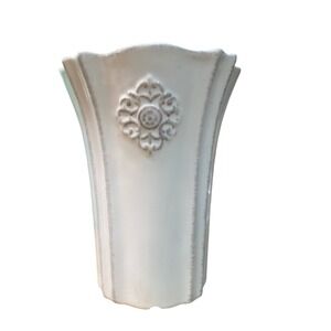 Southern Living at HOME Vase Cream Scalloped Medallion Ceramic 6" Good Chip
